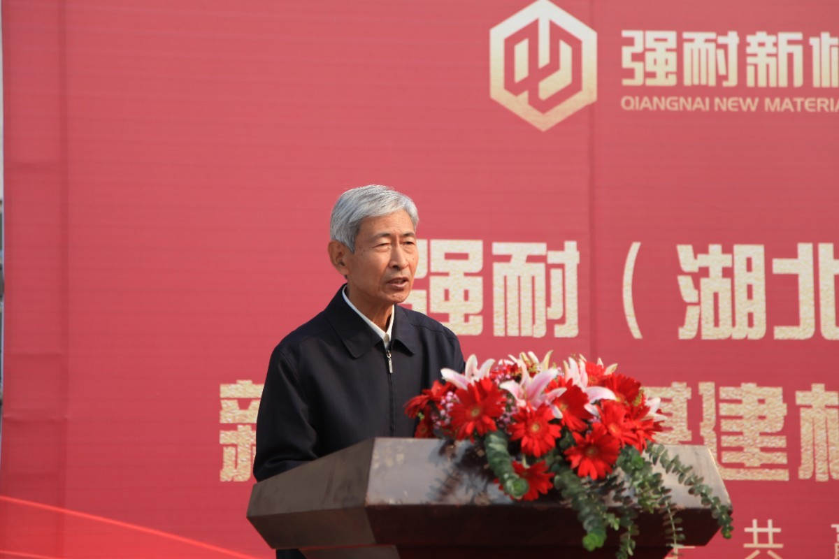 3原国家环境保护部总工程师、中华环保联合会副主席杨朝飞讲话.JPG 3原国家环境保护部总工程师、中华环保联合会副主席杨朝飞讲话.JPG